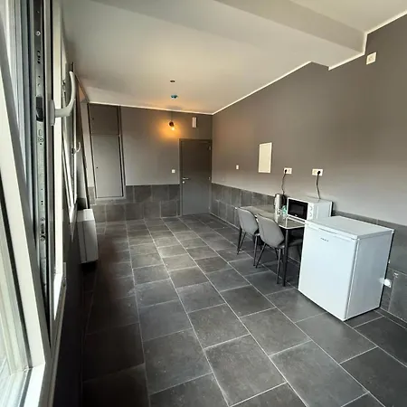 Des Choraux 图尔奈